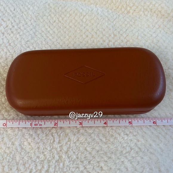?Fossil Hard Clamshell Sunglasses/Eyeglasses Case?